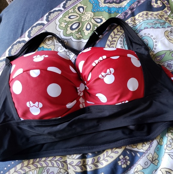 Torrid Minnie Mouse swim top size 1 NWT ๐๐๐๐๐งก - Picture 4 of 7